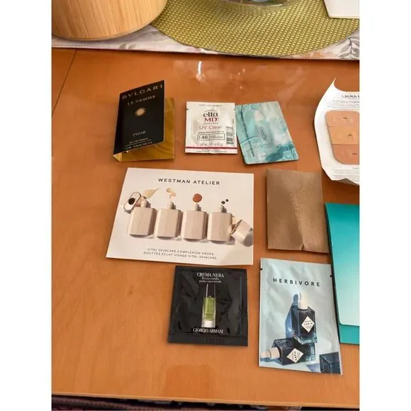 Lot of Beauty Samples, NWT - Picture 6 of 15